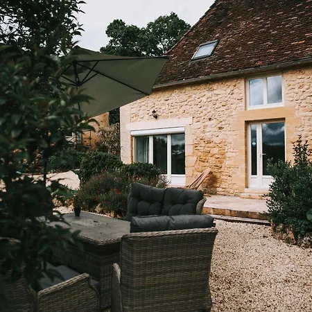 בית נופש 3 Bed - Sleeps 6 - Pool - Parking - Pet Friendly Couze-et-Saint-Front