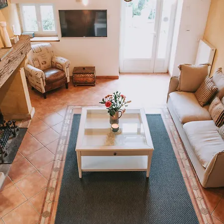 3 Bed - Sleeps 6 - Pool - Parking - Pet Friendly Couze-et-Saint-Front