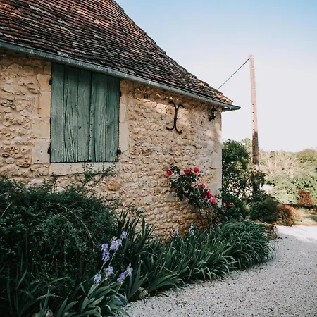 Holiday home 3 Bed - Sleeps 6 - Pool - Parking - Pet Friendly